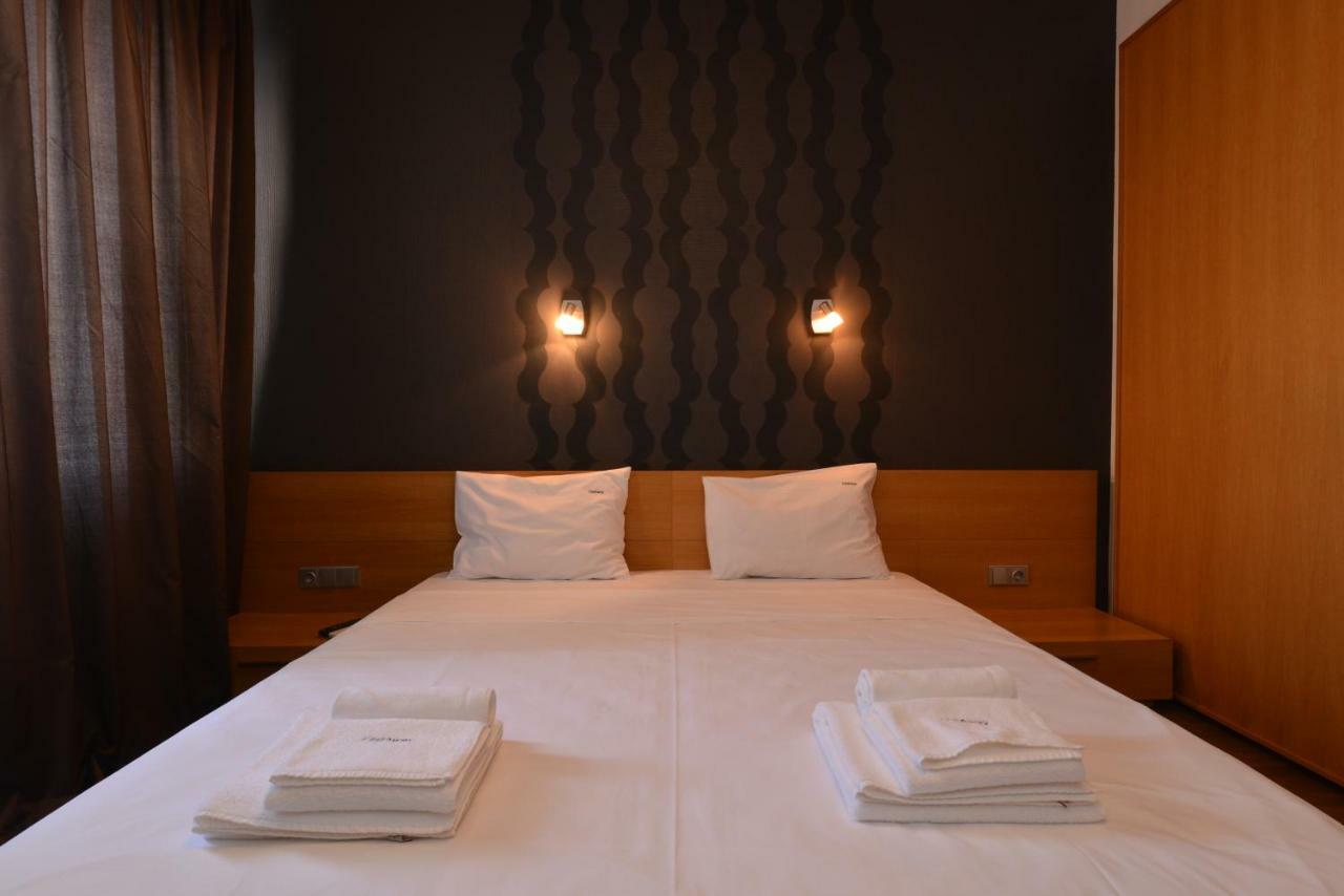 Super Premium Two Bedroom Suite On Vitosha Boulevard София Екстериор снимка